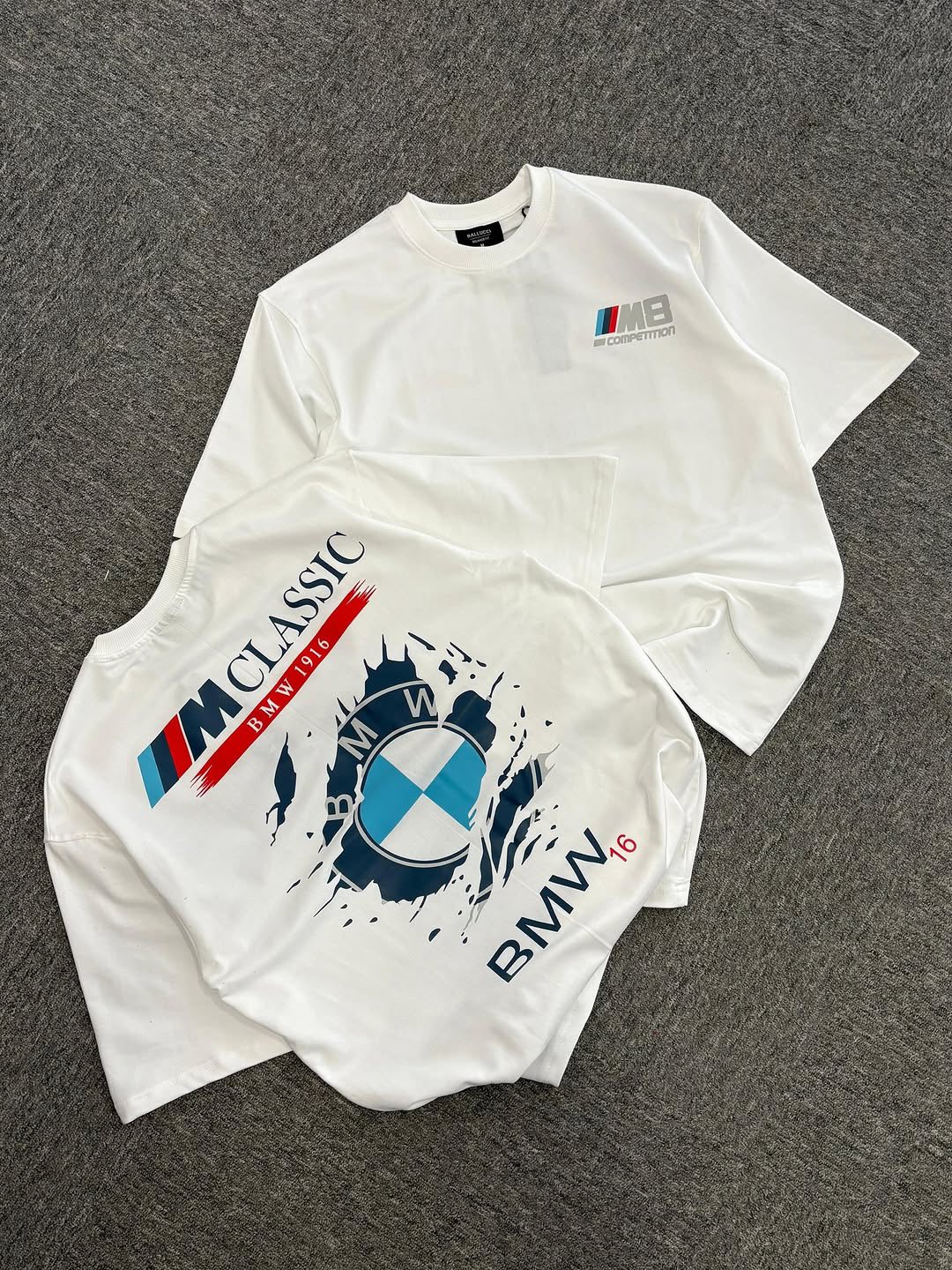 RELAXED VIBE OVERSIZED MOTORSPORT GRAPHIC T-SHIRTS